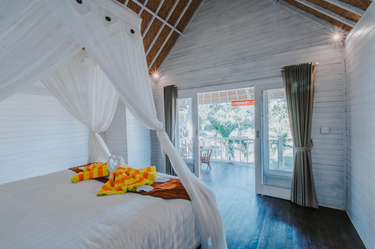 Paluh Beach Huts Nusa Lembongan  Bagian luar foto